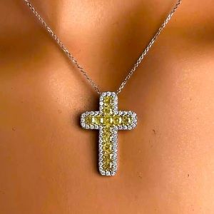 ✨.925 Sterling Silver Citrine Cross Necklace✨